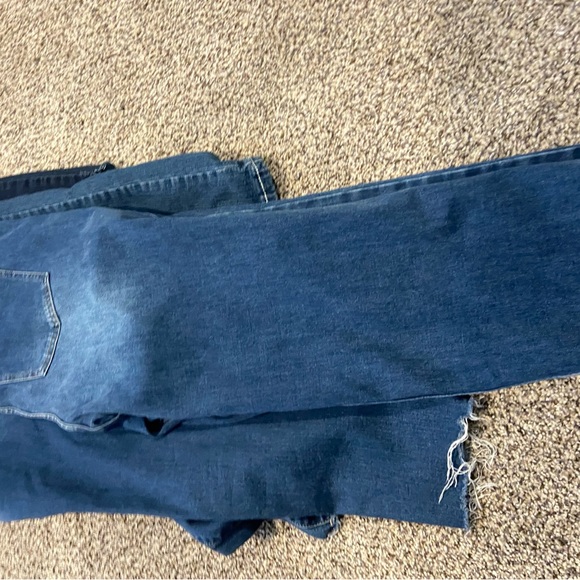 Lane Bryant Jeans bundle of jeans 4pairs Size 16/ - Picture 2 of 7